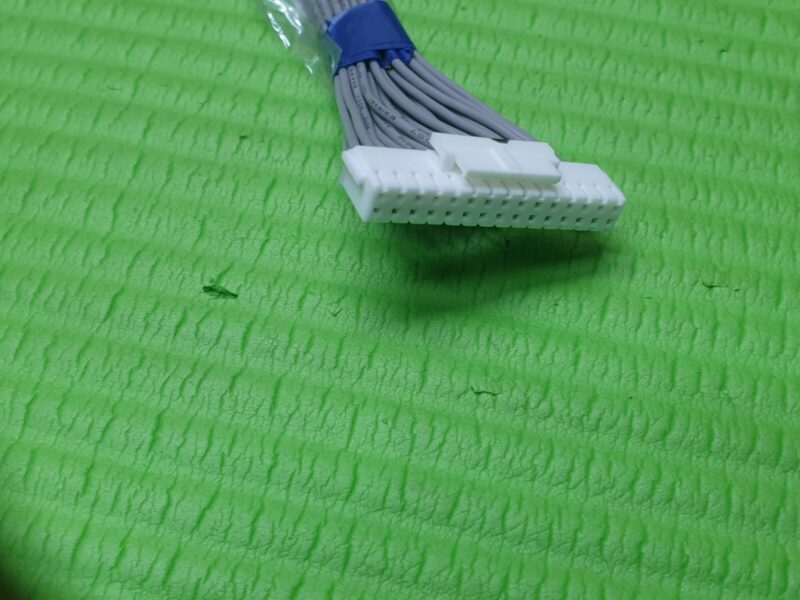 LEAD WIRE CABLE FROM POWER SUPPLY TO MAIN AV BOARD FR HISENSE 65U8QFTUK TV 30/30 - Image 2