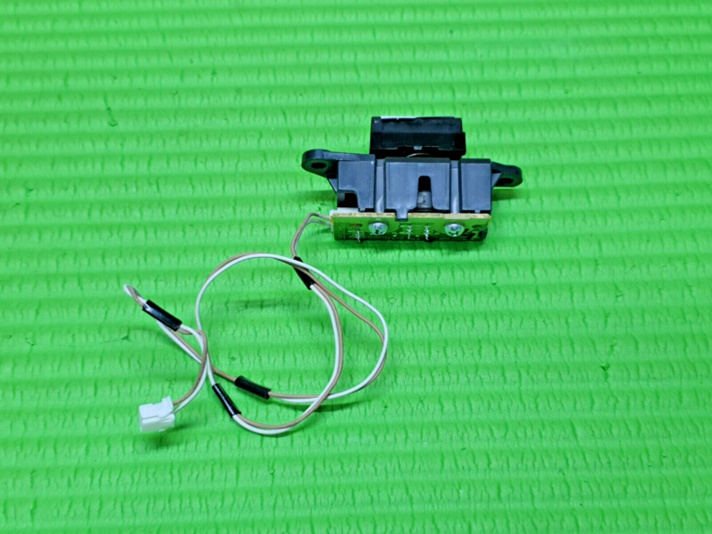 IR REMOTE CONTROL SENSOR UNIT + POWER BUTTON FOR PANASONIC TX-P42ST30B LED TV - Image 2