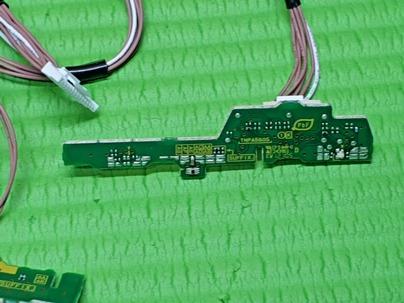 IR REMOTE CONTROL SENSOR UNIT & POWER BUTTON FR PANASONIC TX-L55WT50B 55" LED TV - Image 3