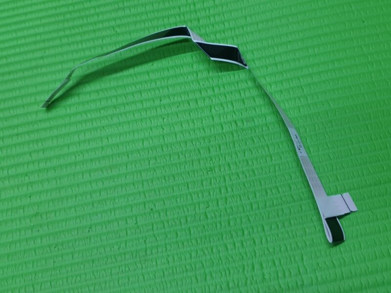 CABLE FROM MAIN BOARD TO IR BUTTON UNIT FOR SAMSUNG UE43AU8000K TV BN96-52794A