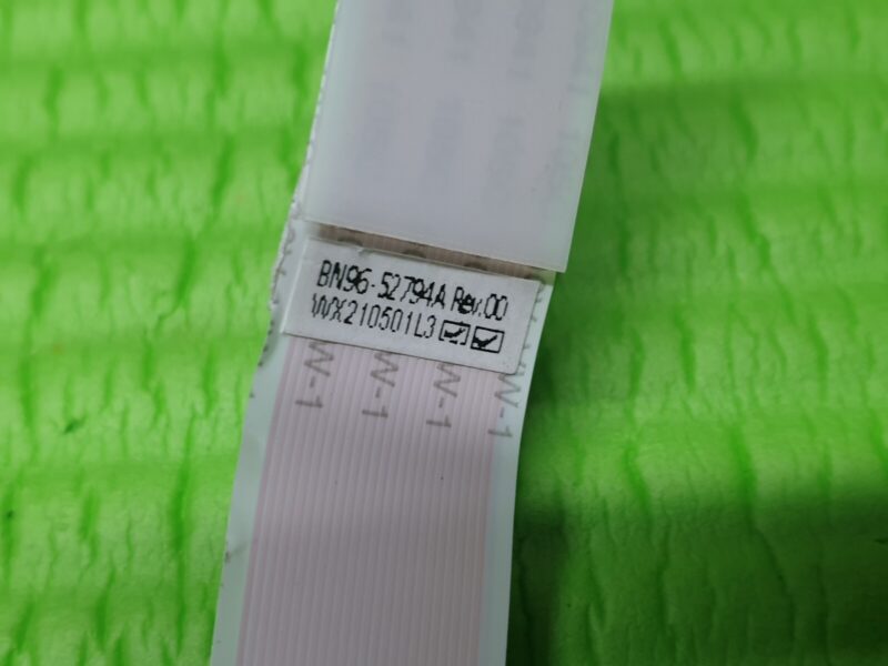 CABLE FROM MAIN BOARD TO IR BUTTON UNIT FOR SAMSUNG UE43AU8000K TV BN96-52794A - Image 4