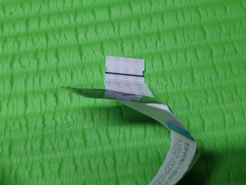 CABLE FROM MAIN BOARD TO IR BUTTON UNIT FOR SAMSUNG QN65Q60BAFXZA TV BN96-54739A - Image 4