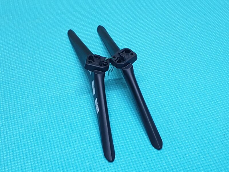 TABLETOP STAND BASE LEGS HISENSE 55AE7000FTUK 55A7100FTUK 55AE7100FTUK LED TV - Image 2