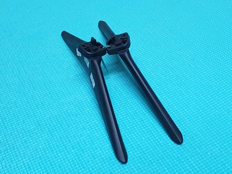 TABLETOP STAND BASE LEGS HISENSE 55AE7000FTUK 55A7100FTUK 55AE7100FTUK LED TV - Image 3