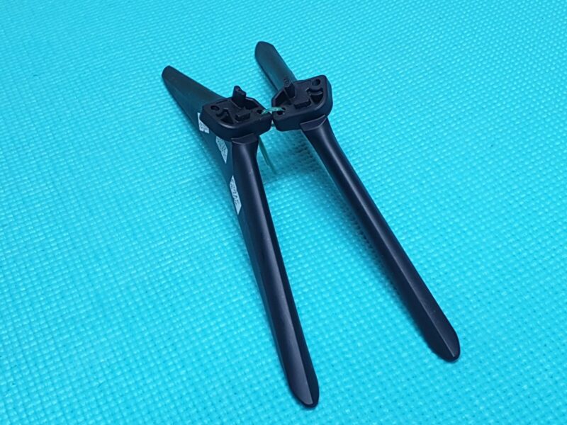 TABLETOP STAND BASE LEGS HISENSE 55AE7000FTUK 55A7100FTUK 55AE7100FTUK LED TV - Image 4