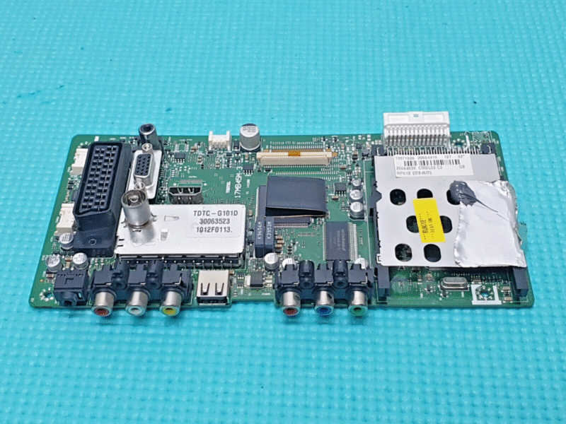 MAIN BOARD MB TECHWOOD 32884HD DIGITAL LCD TV  17MB45M-3 20554419 SCREEN:V315B5