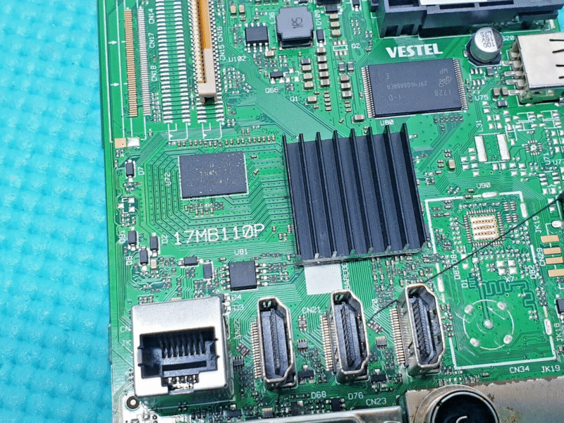 MAIN BOARD MB DIGIHOME 32273SFVPT2HD-BK LED TV 17MB110P 23443026 SCREEN:LC320DXY - Image 2