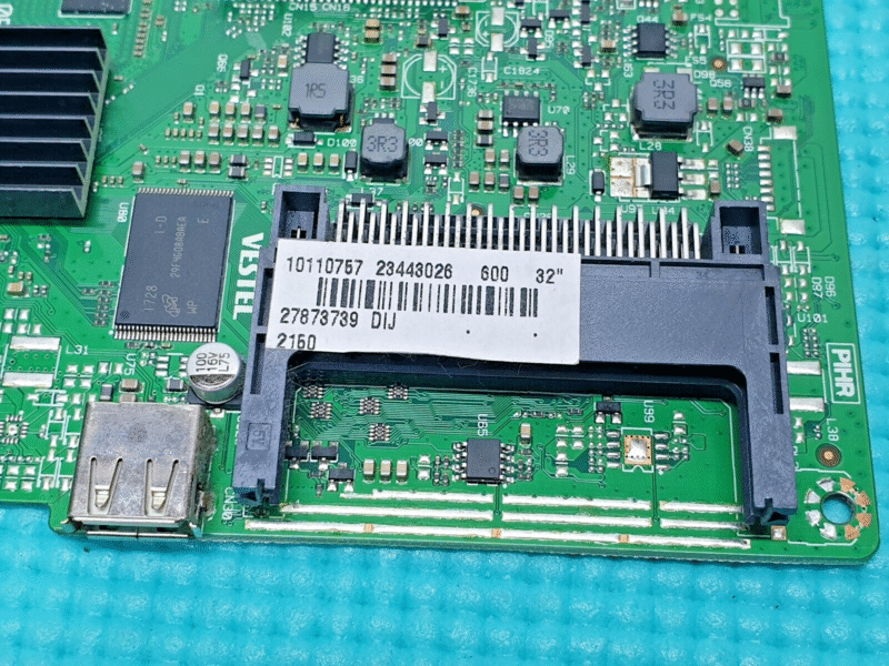 MAIN BOARD MB DIGIHOME 32273SFVPT2HD-BK LED TV 17MB110P 23443026 SCREEN:LC320DXY - Image 3