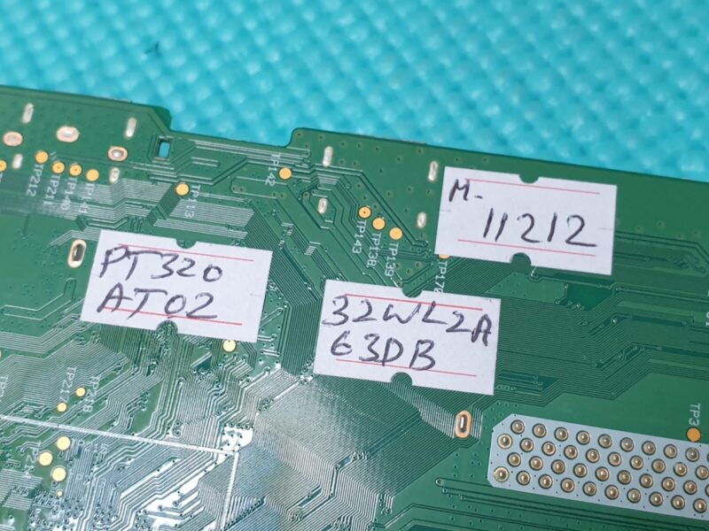 MAIN AV BOARD MB TOSHIBA 32WL2A63DB 32" TV 17MB211S 23638041 SCREEN:PT320AT02 - Image 4