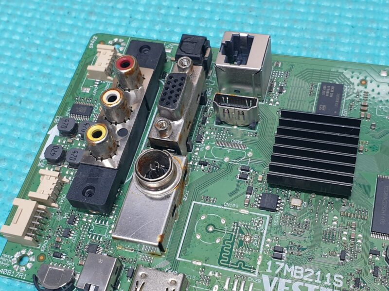 MAIN AV BOARD MB BUSH DLED32HDSA TV VESTEL 17MB211S 23587181 SCREEN:LSC320AN10 - Image 3