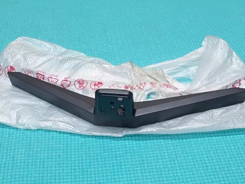 ONLY 1 B SIDE FEET STAND LEG LG 75UN85006LA 82UN85006LA 86UN85006LA LED TV - Image 2