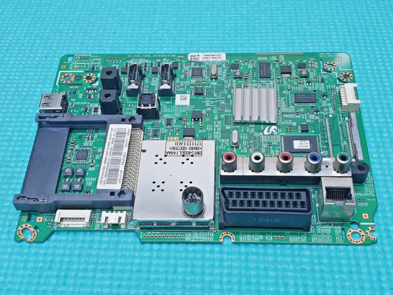 MAIN BOARD MB SAMSUNG UE32EH5000K TV BN41-01795A BN94-05842G SCREEN:LSJ320HN03