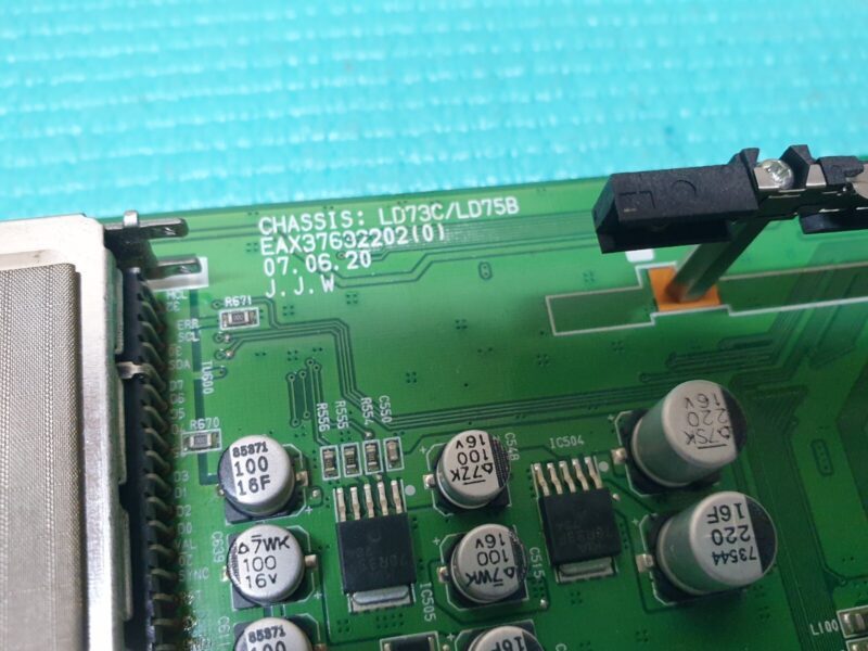 MAIN AV BOARD MB LG 37LF75 LCD TV EAX37632202(0) EBR40007001 SCREEN:LC370WU3 - Image 2