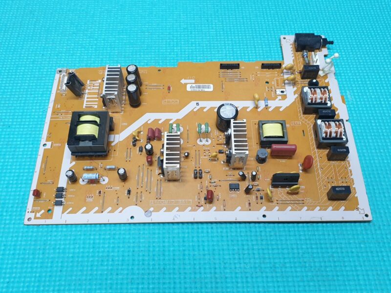 POWER SUPPLY PSU PANASONIC TX-26LMD70 26" LCD TV TXN/PL10AGTE TNP8EPL60 - Image 2