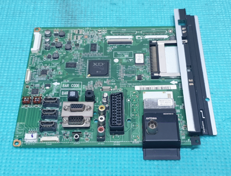 MAIN AV BOARD MB LG 32LE3300 LED TV EBT61066944 EAX61766102(11) SCREEN:LC320EXN