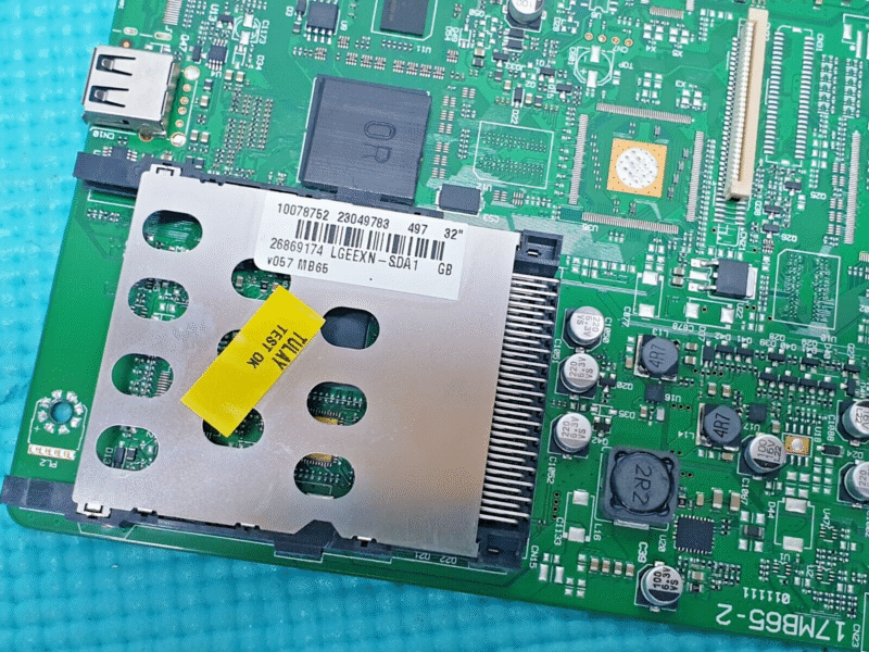 MAIN AV BOARD MB POLAROID P32LED12 TV 17MB65-2 23049783 23031920 SCREEN:LC320EXN - Image 4