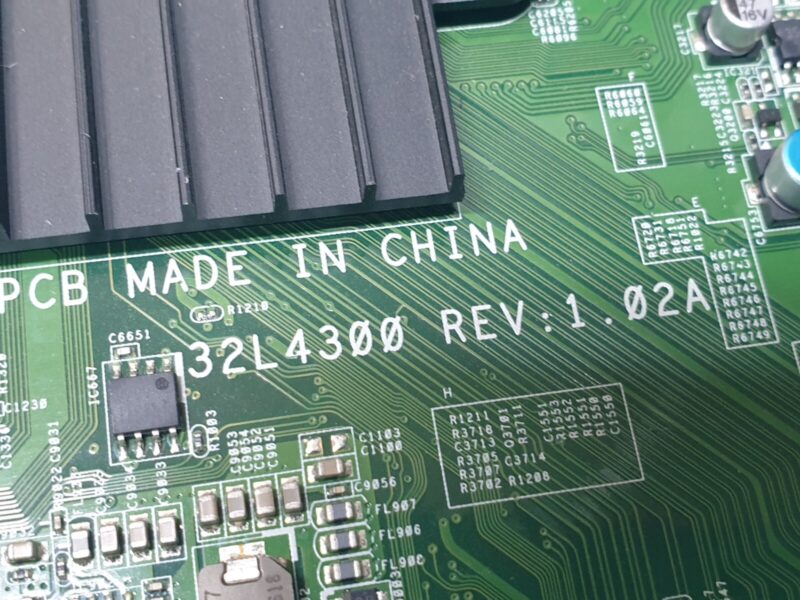 MAIN BOARD TOSHIBA 50L4353D TV 60EB40M1EB01P 32L4300 REV:1.02A SCREEN:LC500DUE - Image 2