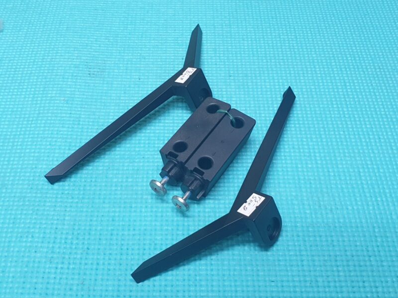 FEET STAND LEGS PAIR FOR 50UL2B63DB 58UL2B63DB L55UE20 55U2963DB TV + SCREWS - Image 10