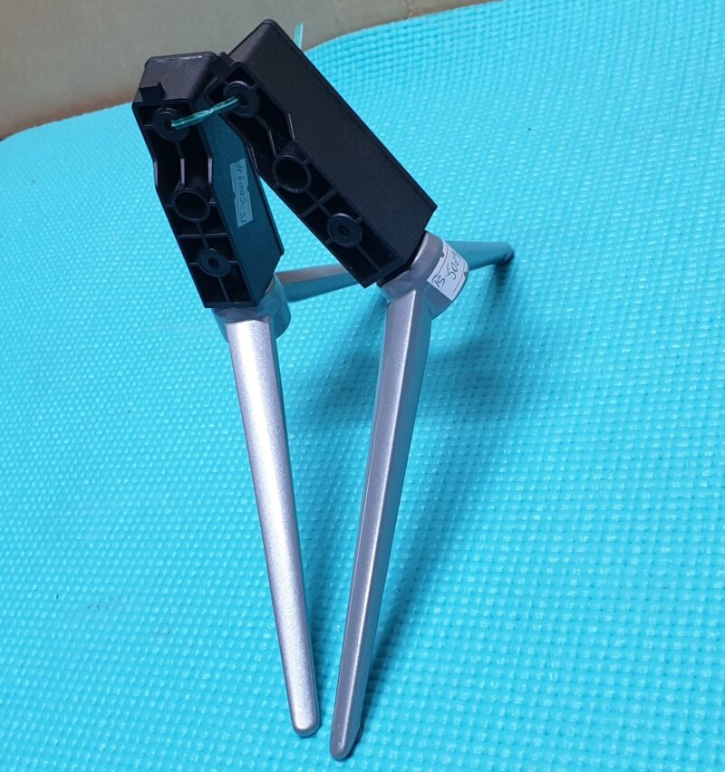 SILVER FEET STAND LEGS PAIR 50UL2B63DB 58UL2B63DB L55UE20 55U2963DB LED TV