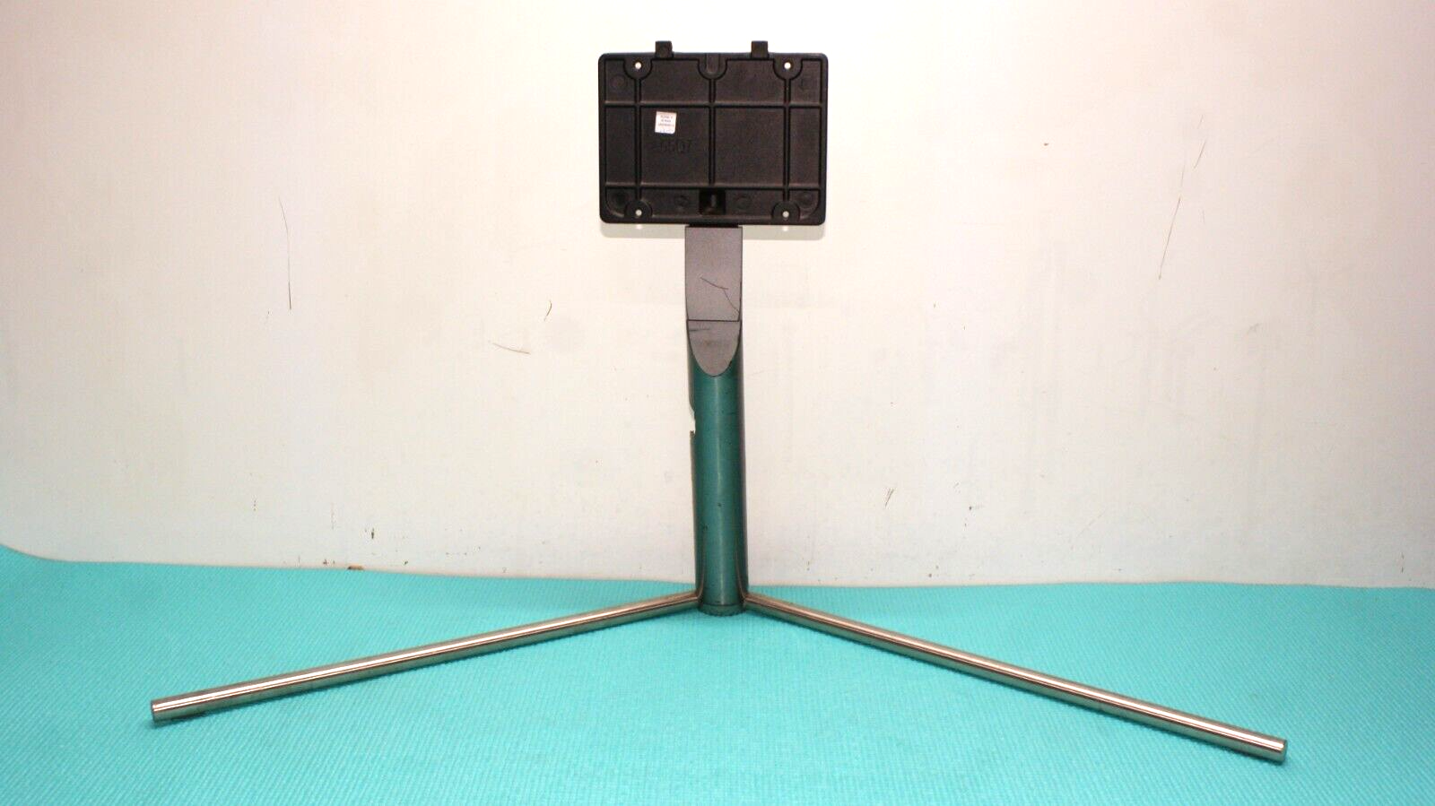 ORIGINAL TABLETOP BASE STAND SAMSUNG QE55Q7FAMT QE65Q7 TVs + SCREWS BN61-14490X