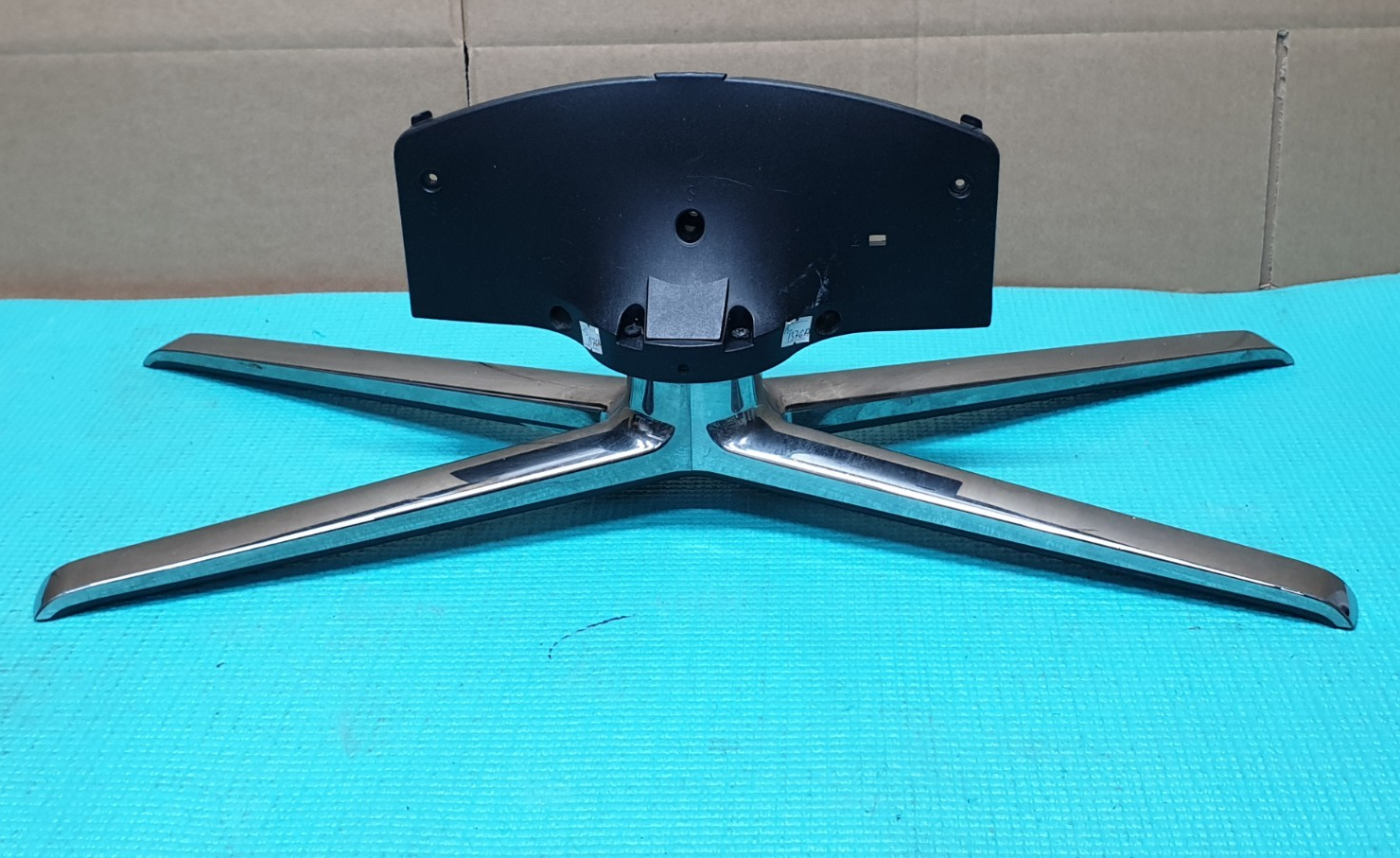 BASE STAND FOR SAMSUNG UE46C6530UK UE46C7000 UE40C5800 UE37C5800 TV + SCREWS - Image 2