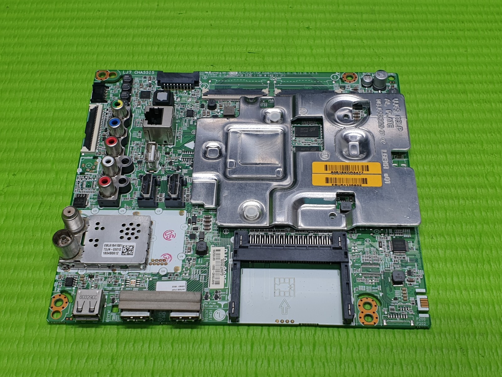 MAIN BOARD MB 55UJ651V 55UJ670V TV EAX67133404 (1.0) EBT64105206 SCREEN:HV550QUB