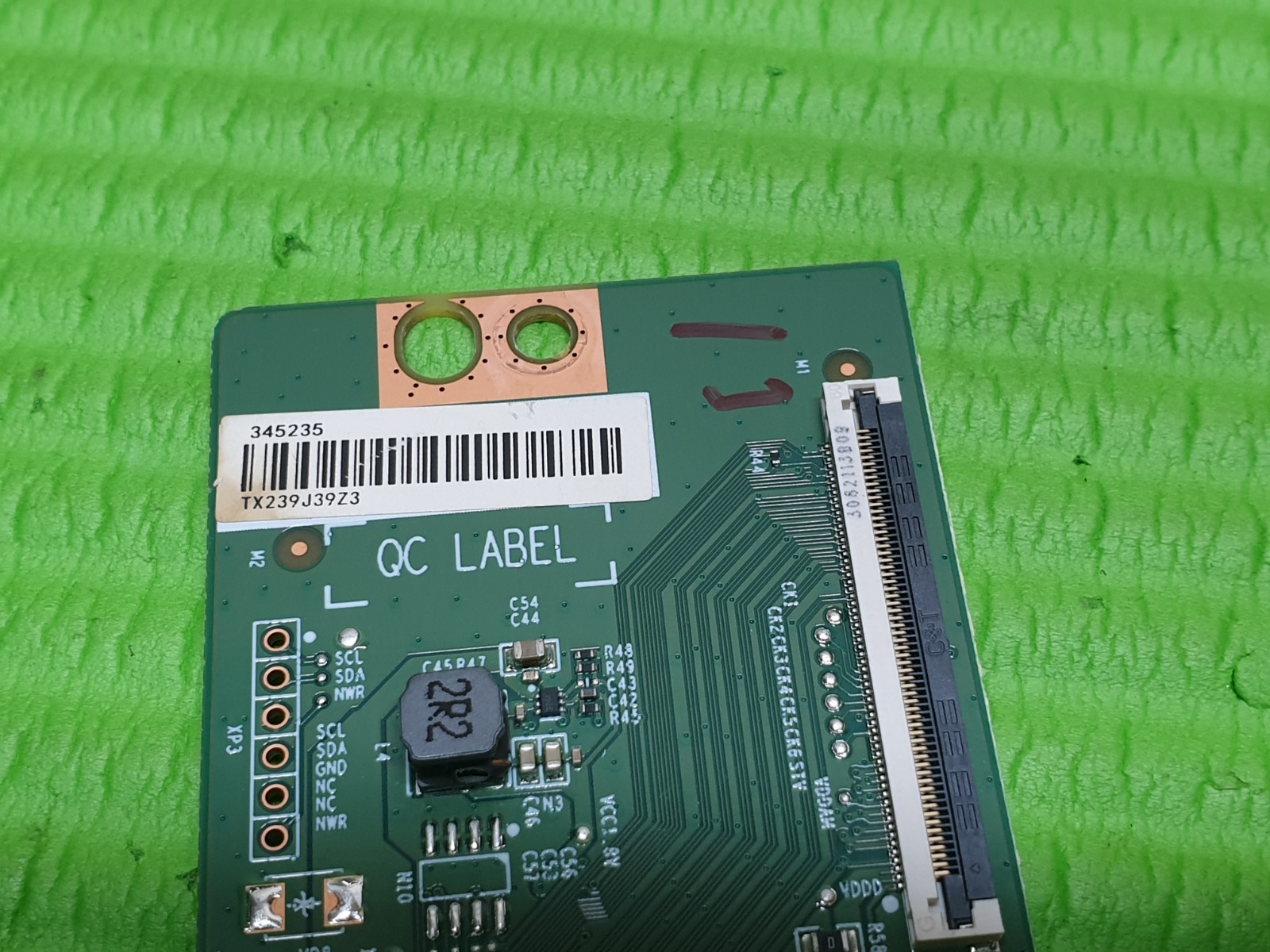 TCON LVDS BOARD FOR HISENSE 43A6KTUK 43" LED TV RSAG7.820.12570/ROH 345235 - Image 3