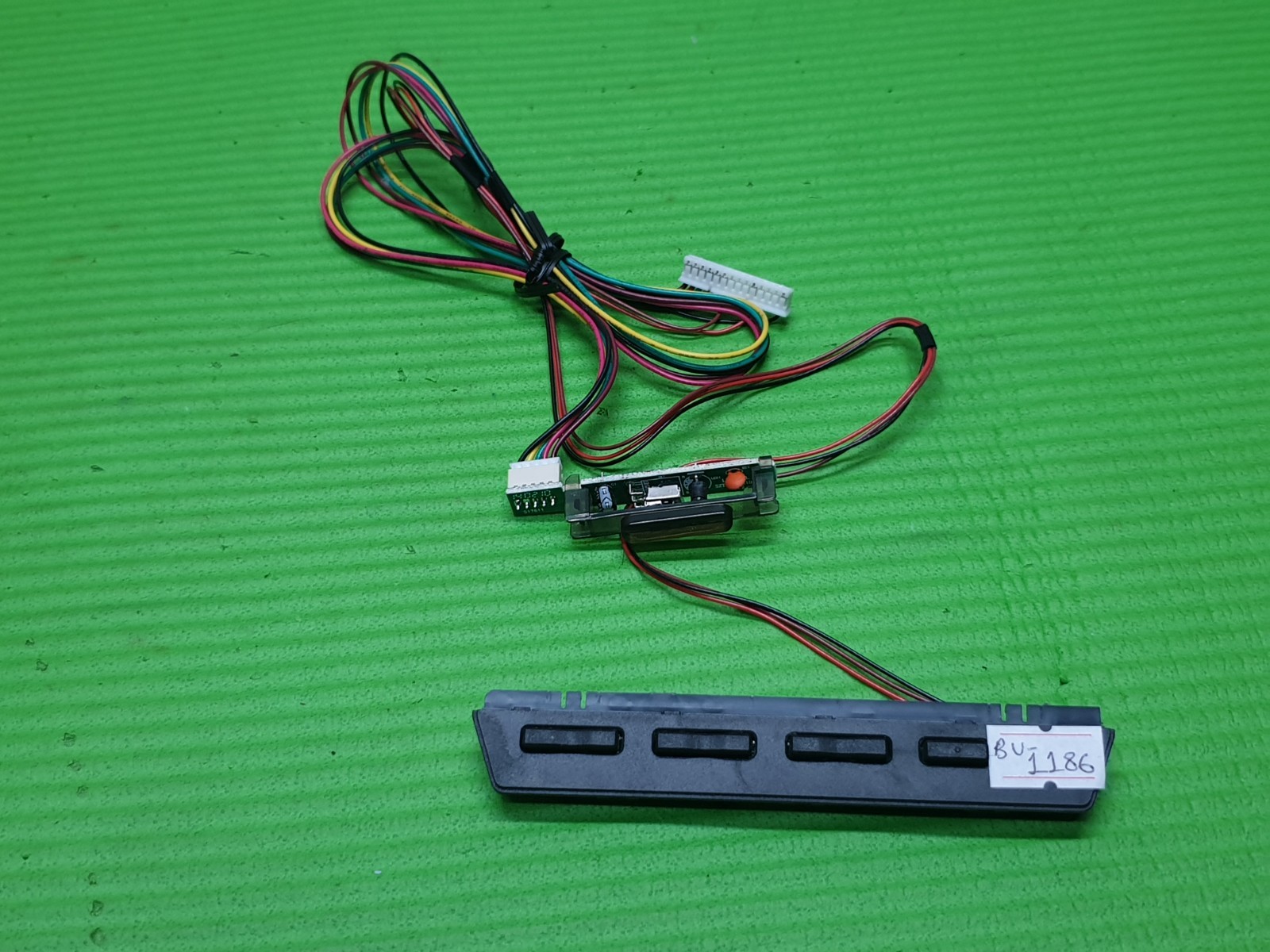 IR REMOTE CONTROL SENSOR UNIT & POWER BUTTON FOR BUSH LE-40GCL 40" LED TV