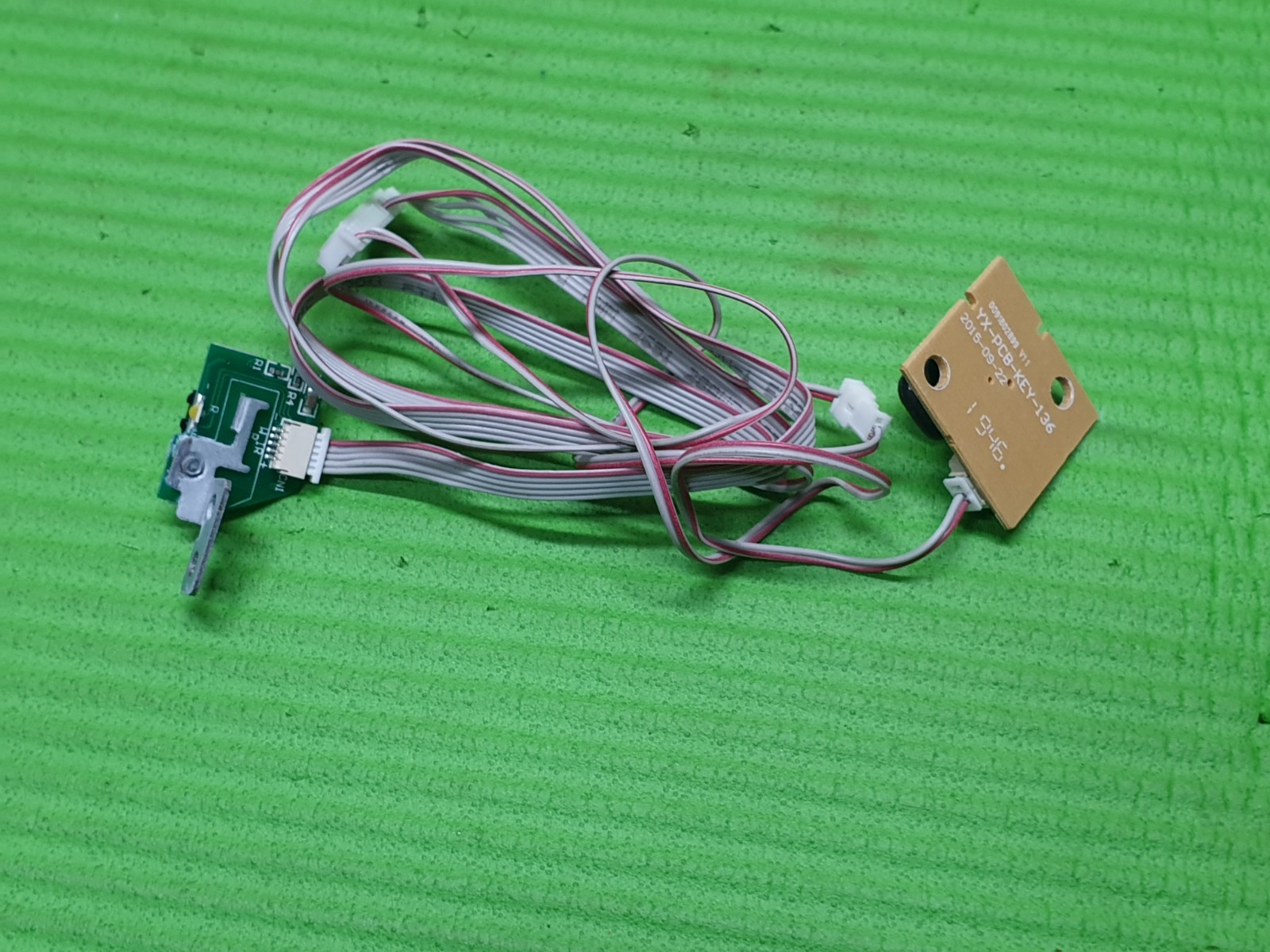 IR REMOTE CONTROL SENSOR UNIT + POWER BUTTON FOR SHARP 55BJ2KE 55" LED TV - Image 3