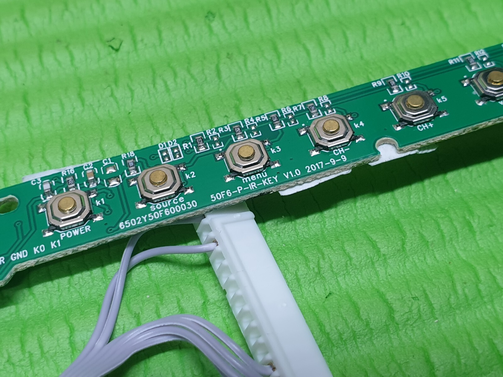 IR REMOTE CONTROL SENSOR UNIT + POWER BUTTON FOR LOGIK L32HE20 LED TV E347210 - Image 4