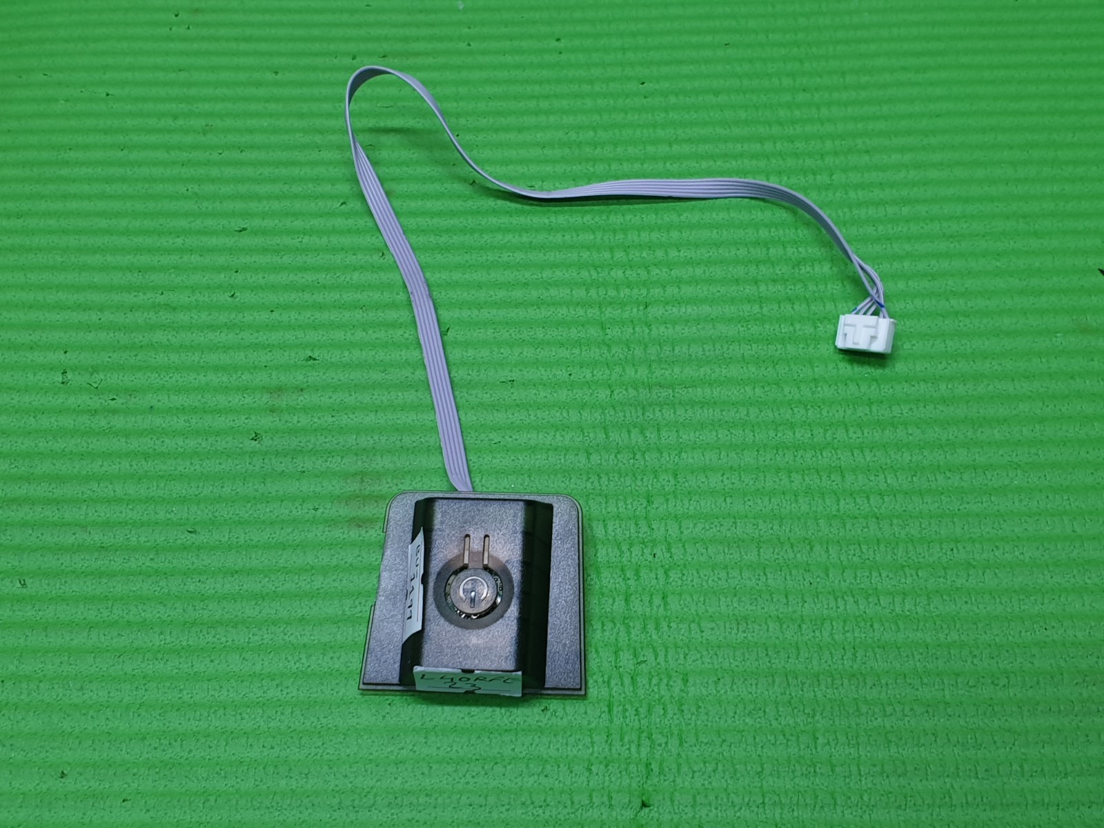 POWER SWITCH CONTROL BUTTON FOR LOGIK L40RFE23 40" LED TV KB6160A E503744 - Image 2