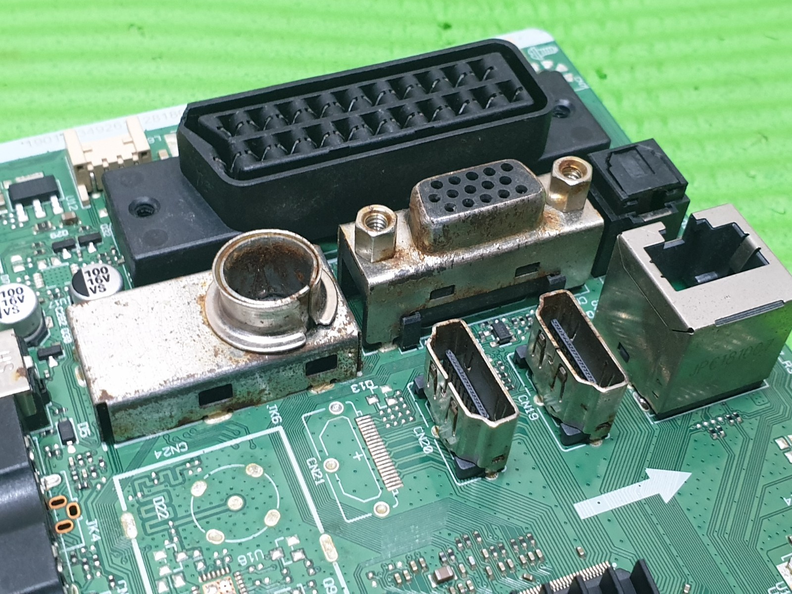 MAIN BOARD MB FOR BUSH DLED32HD 32" LED TV 17MB140 23492619 SCREEN: T320XVN02 - Image 10