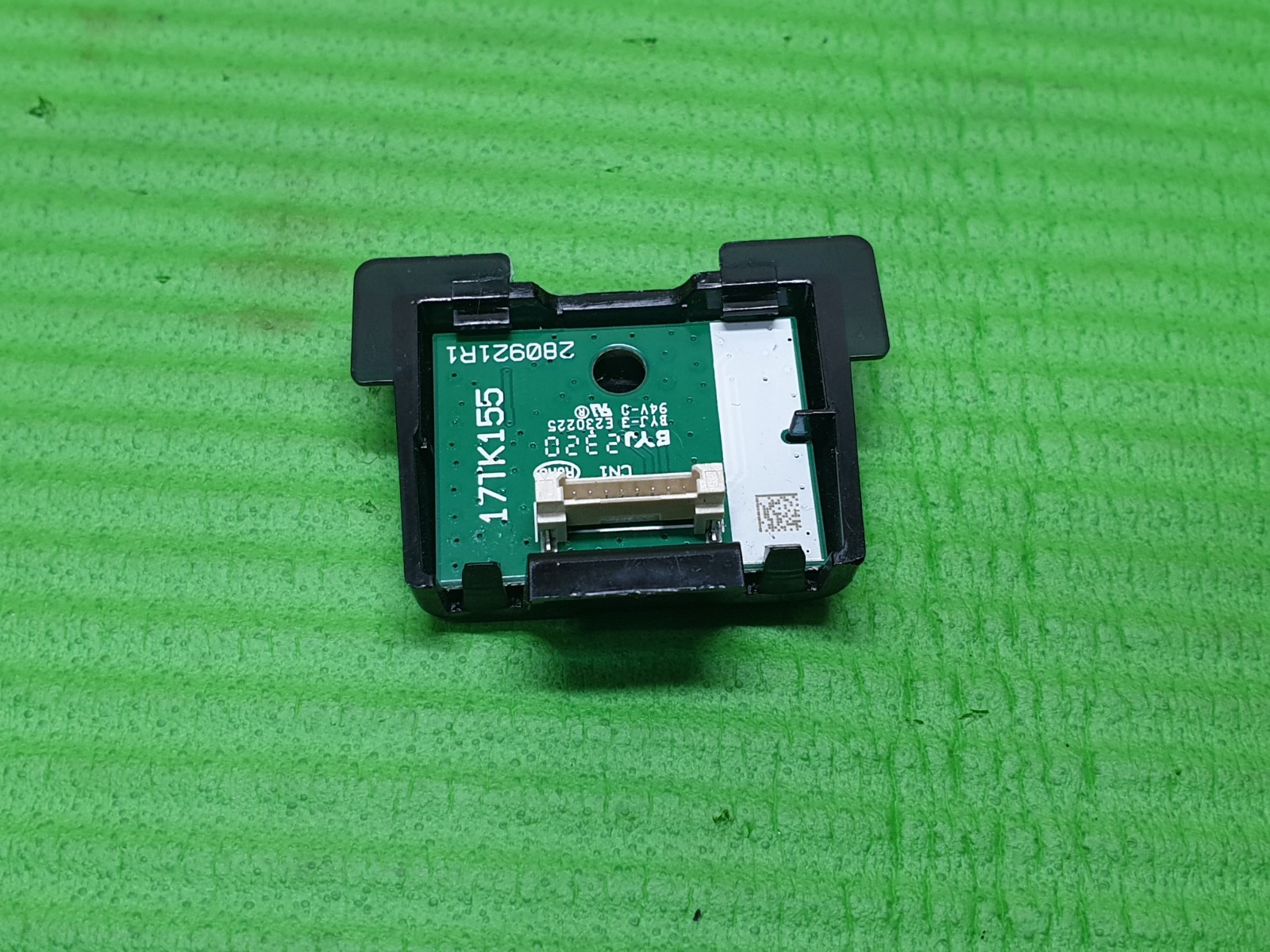 POWER ON OFF SWITCH CONTROL KEY BUTTON UNIT IR SENSOR FOR LT-32C120(A) - Image 2