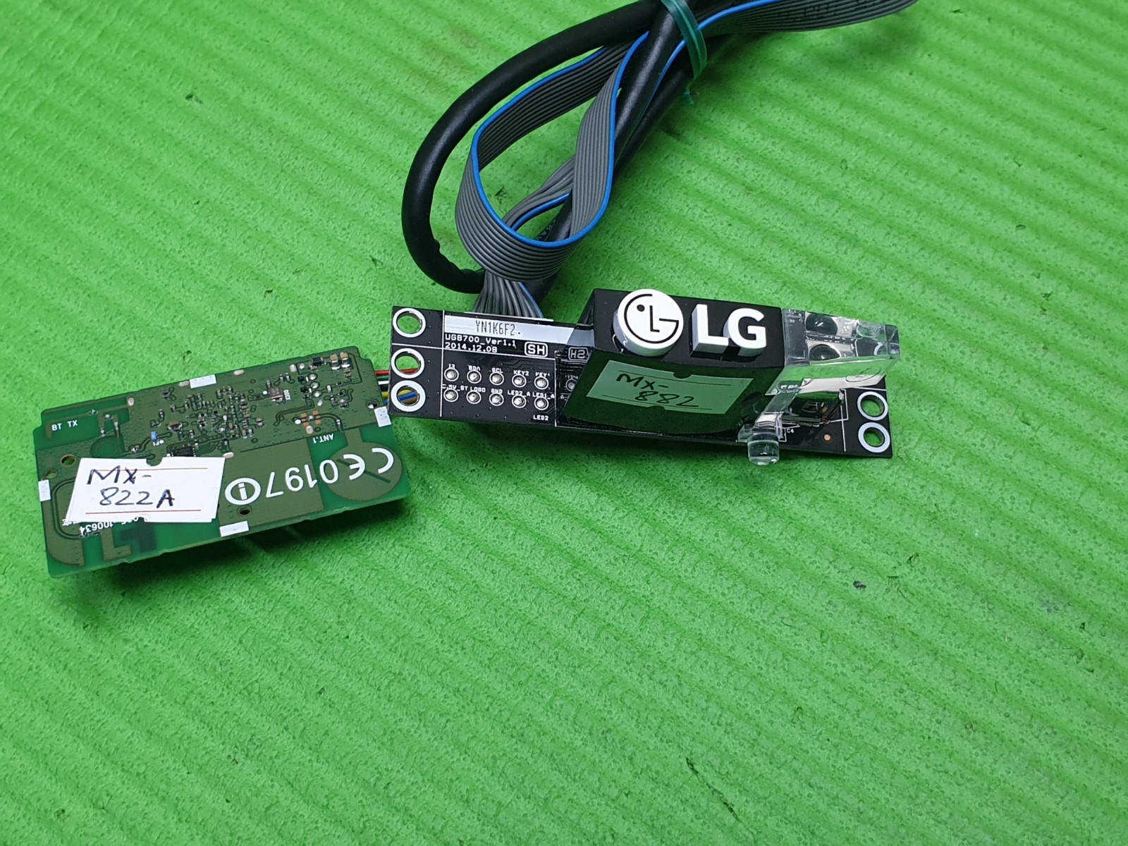 IR REMOTE CONTROL SENSOR UNIT WIFI BOARD & POWER BUTTON FOR LG 65UG870V LED TVs - Image 2