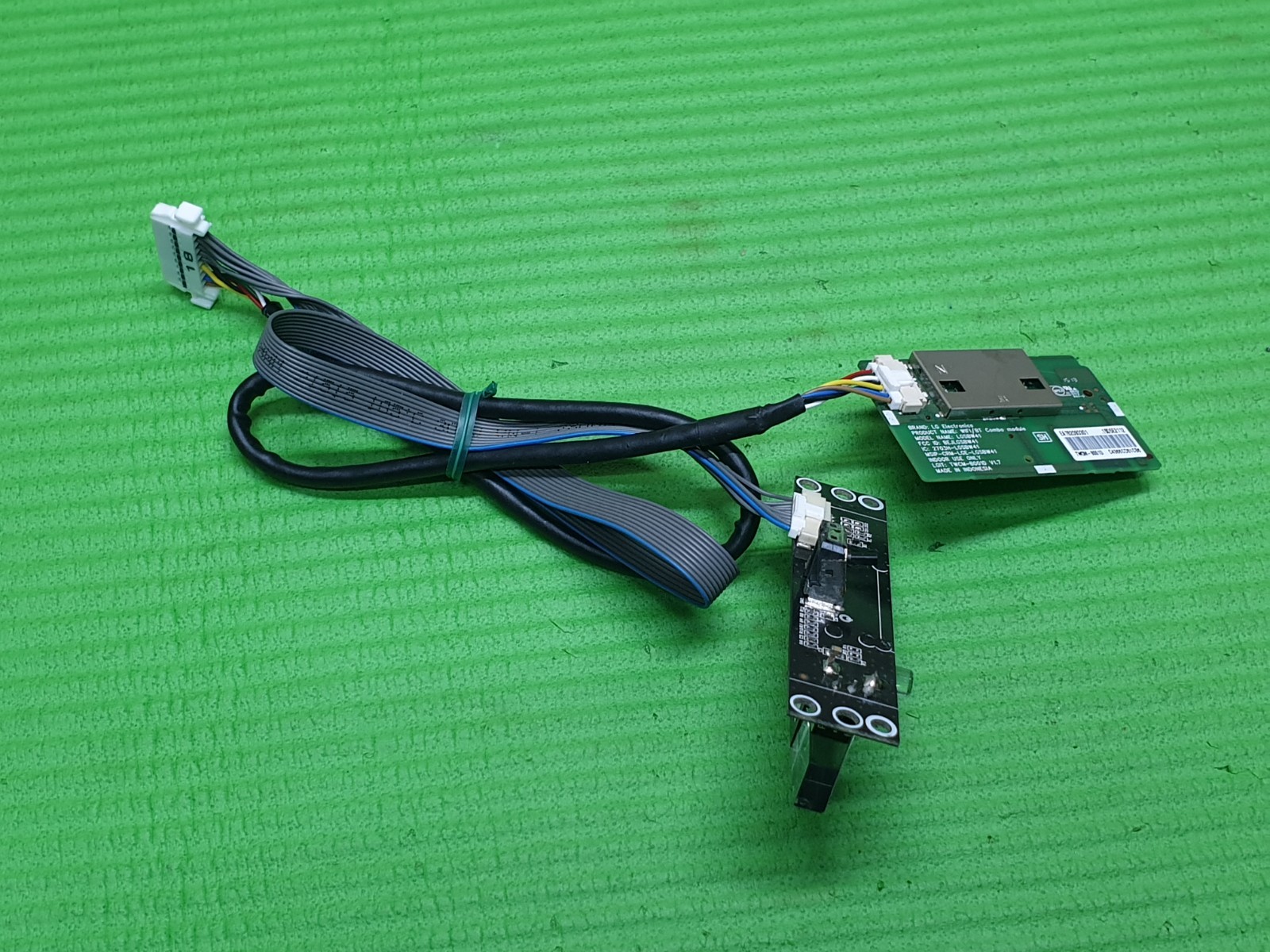 IR REMOTE CONTROL SENSOR UNIT WIFI BOARD & POWER BUTTON FOR LG 65UG870V LED TVs - Image 6
