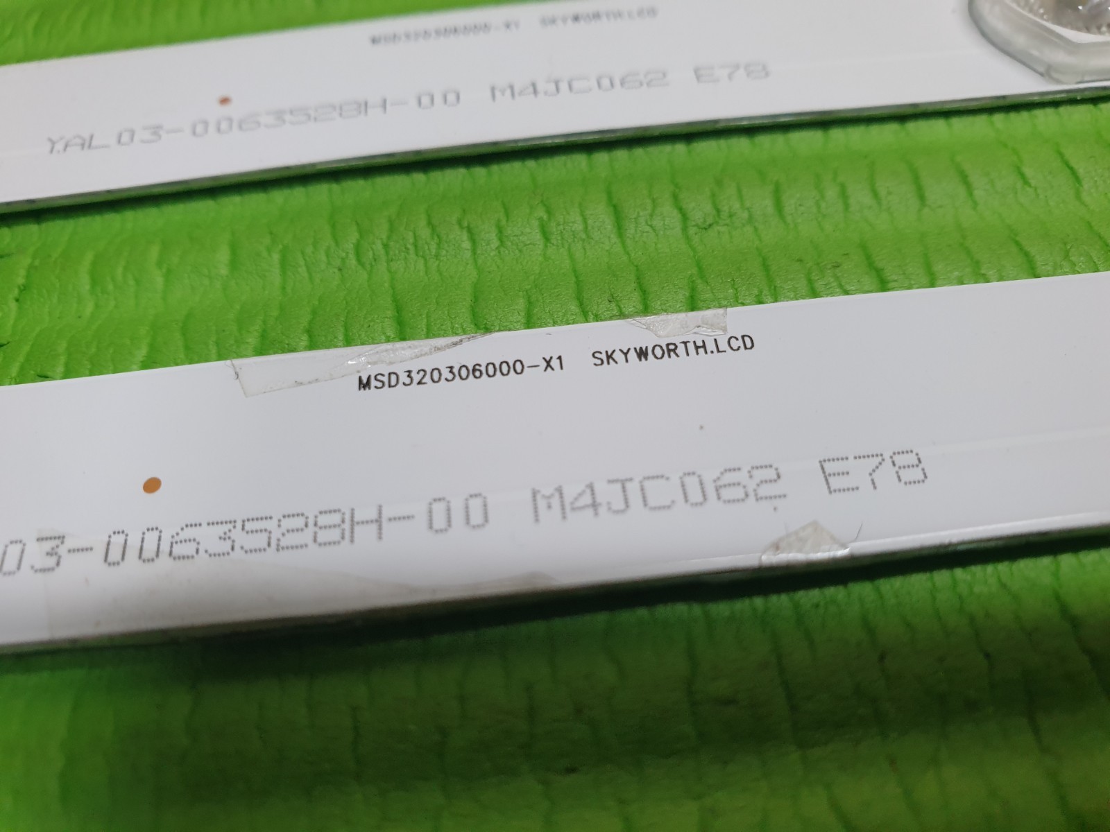 FULL LED BACK LIGHT SET FOR CELLO C32227F-LED 32" TV YAL03-0063528H-00 M4JC062 - Image 3