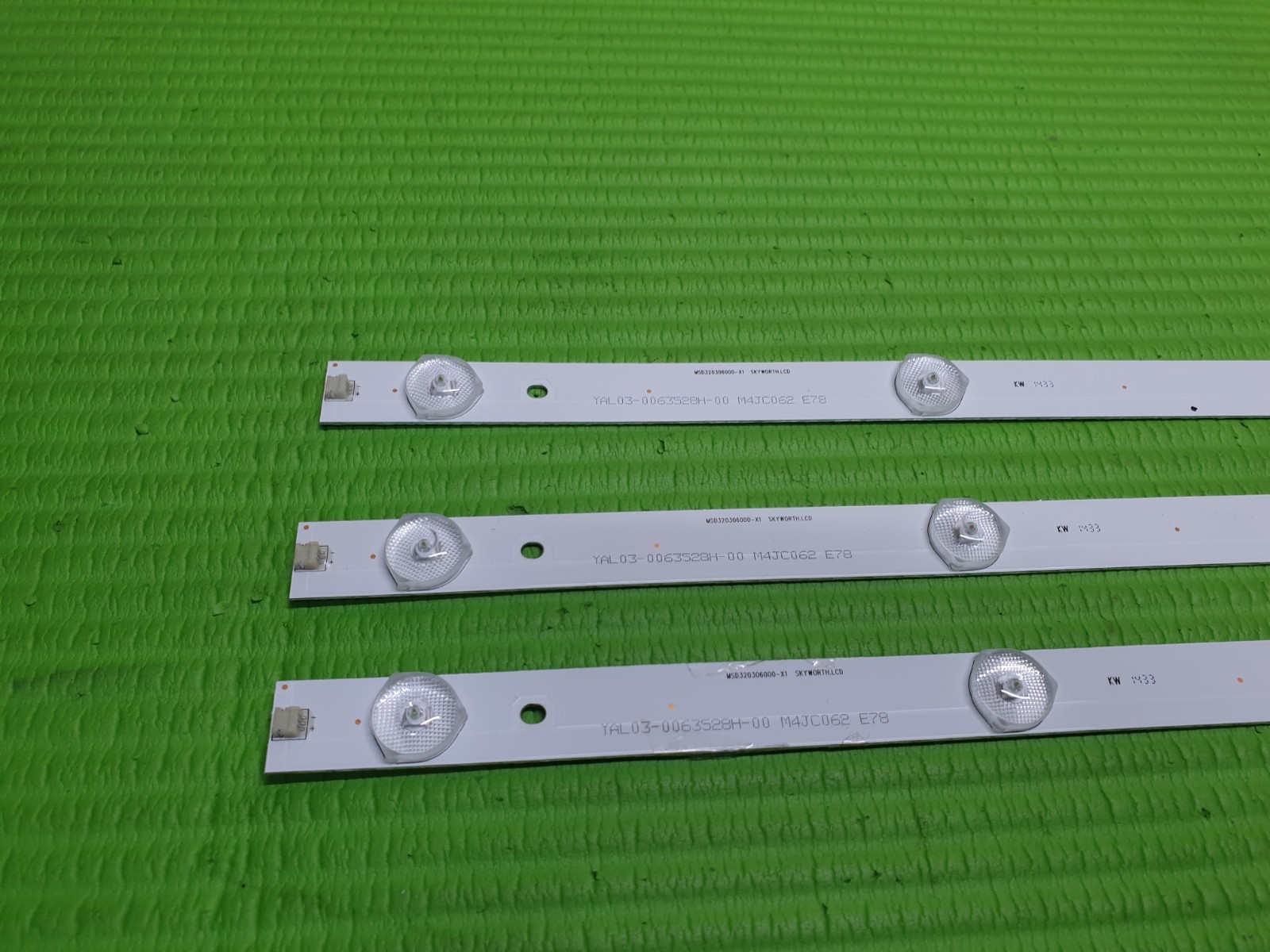 FULL LED BACK LIGHT SET FOR CELLO C32227F-LED 32" TV YAL03-0063528H-00 M4JC062 - Image 4