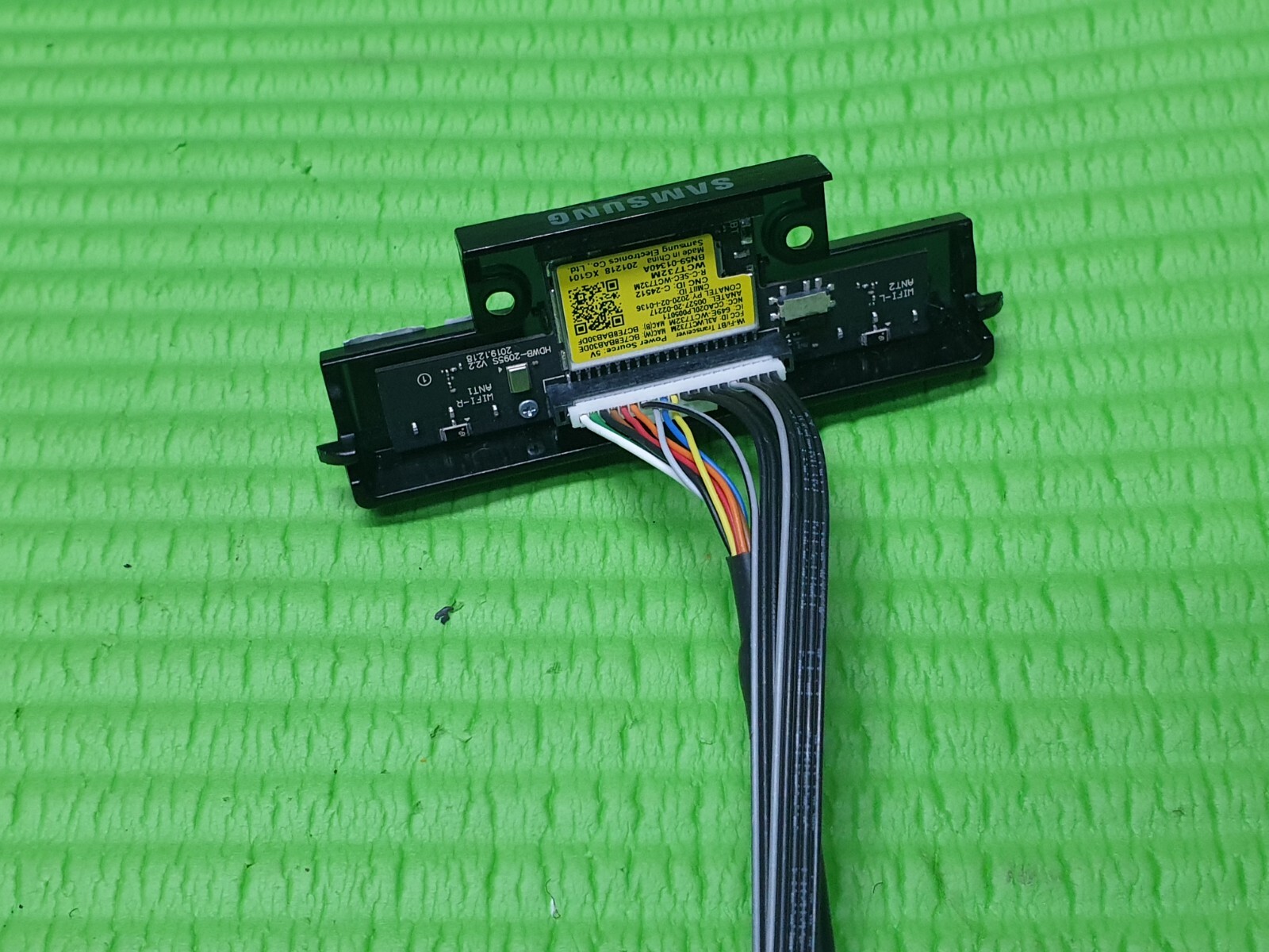 SWITCH KEY BUTTON & WIFI BOARD FOR SAMSUNG QE55Q90TAT LED TV WCT732M BN59-01340A - Image 2