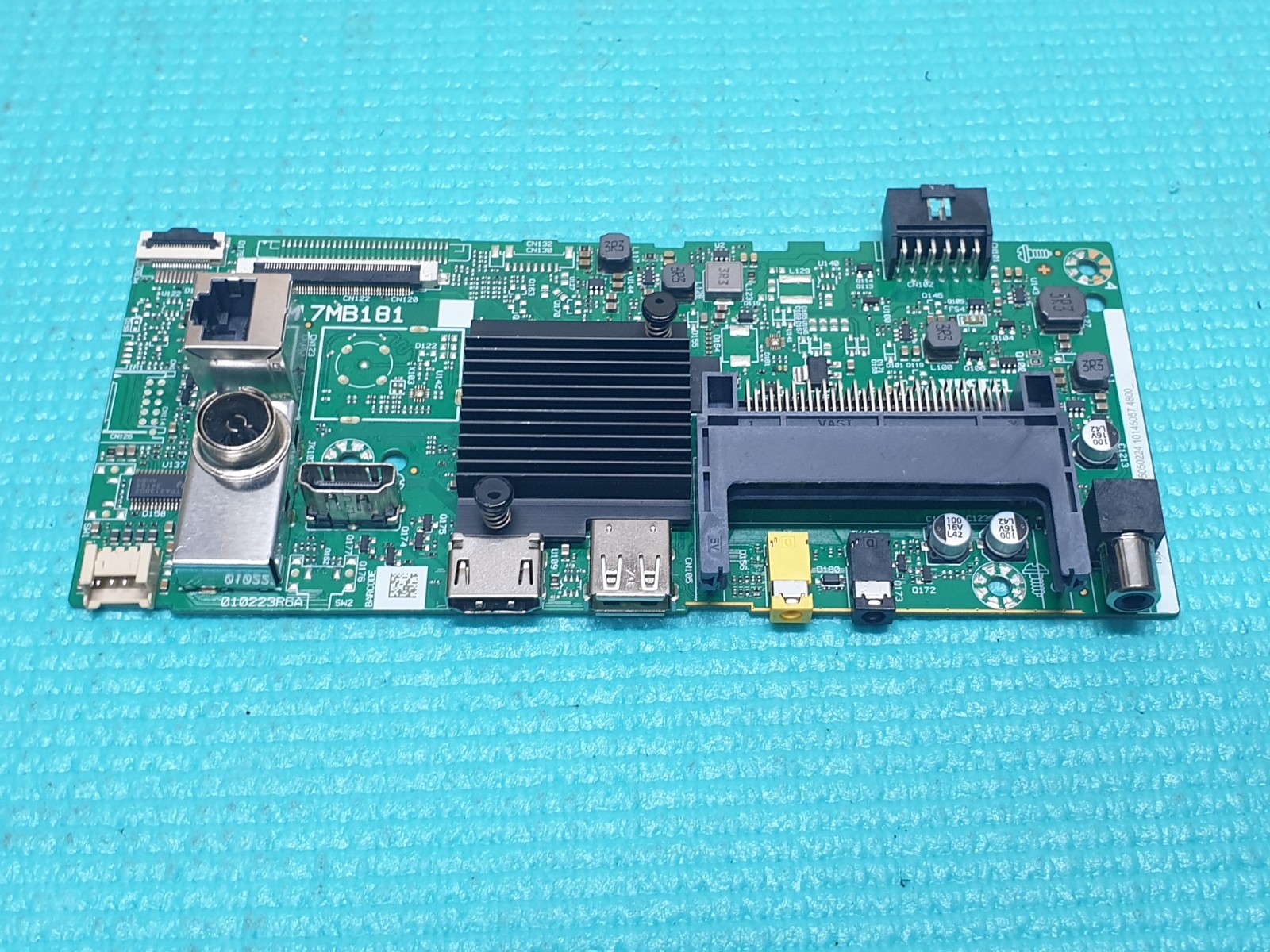 MAIN AV BOARD MB BUSH 40FT24CA 40" LED TV VESTEL 17MB181 23913336 SCREEN:V400HJ9