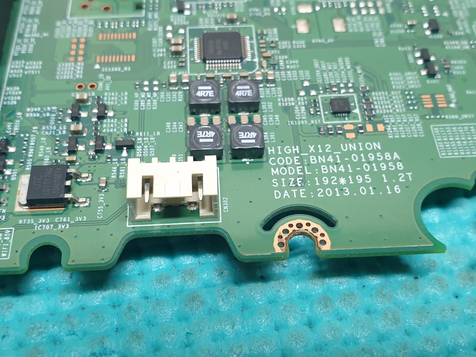 MAIN AV BOARD MB SAMSUNG UE32FG200AK TV BN41-01958 BN94-06265E SCREEN:LSF320HN02 - Image 2