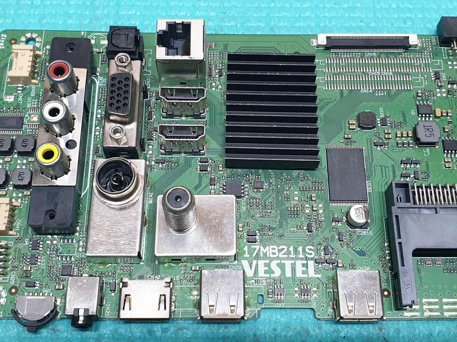 MAIN AV BOARD MB TOSHIBA 32LL3A63DB 32" LED TV 17MB211S 23538346 SCREEN:HV320FHB
