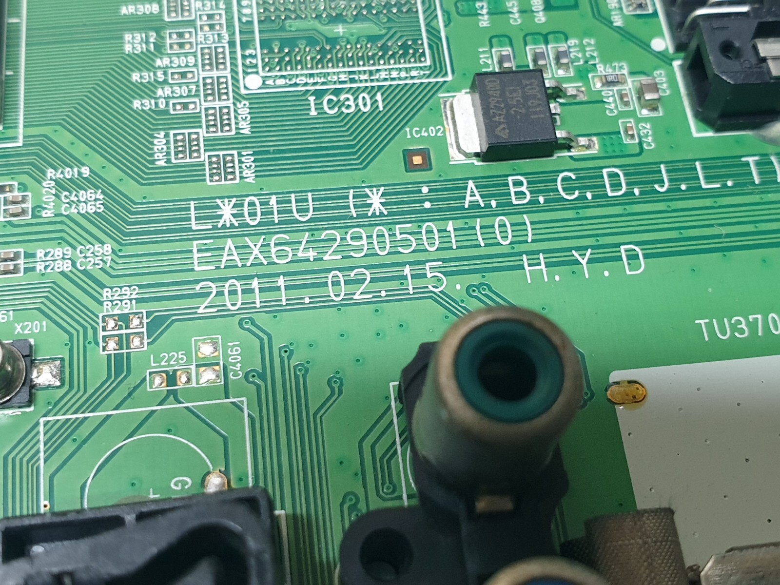 MAIN BOARD MB LG 32LV355U LED TV EAX64290501 (0) EBT61545657 SCREEN:VVX32F110G00 - Image 2