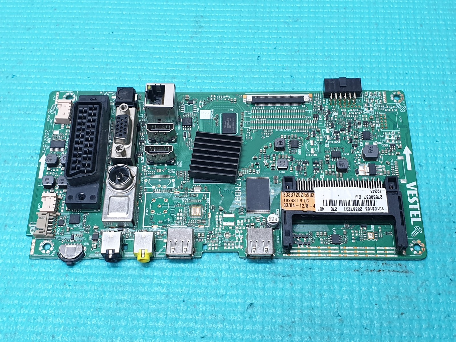 MAIN AV BOARD MB BUSH LED40287FHDCNTD TV 17MB97 23337201 SCREEN:LSC400HN02-G02