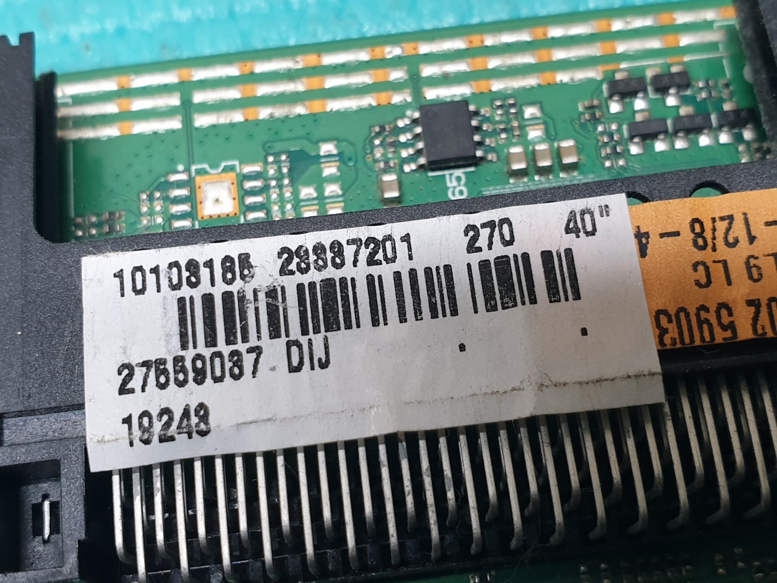 MAIN AV BOARD MB BUSH LED40287FHDCNTD TV 17MB97 23337201 SCREEN:LSC400HN02-G02 - Image 3