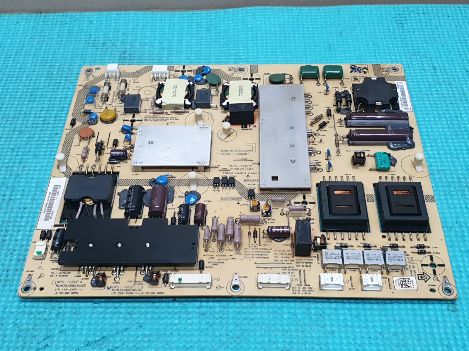 POWER SUPPLY BOARD PSU SHARP LC-40LE811E 40" LED TV DPS-126CP-1 A RUNTKA685WJQZ