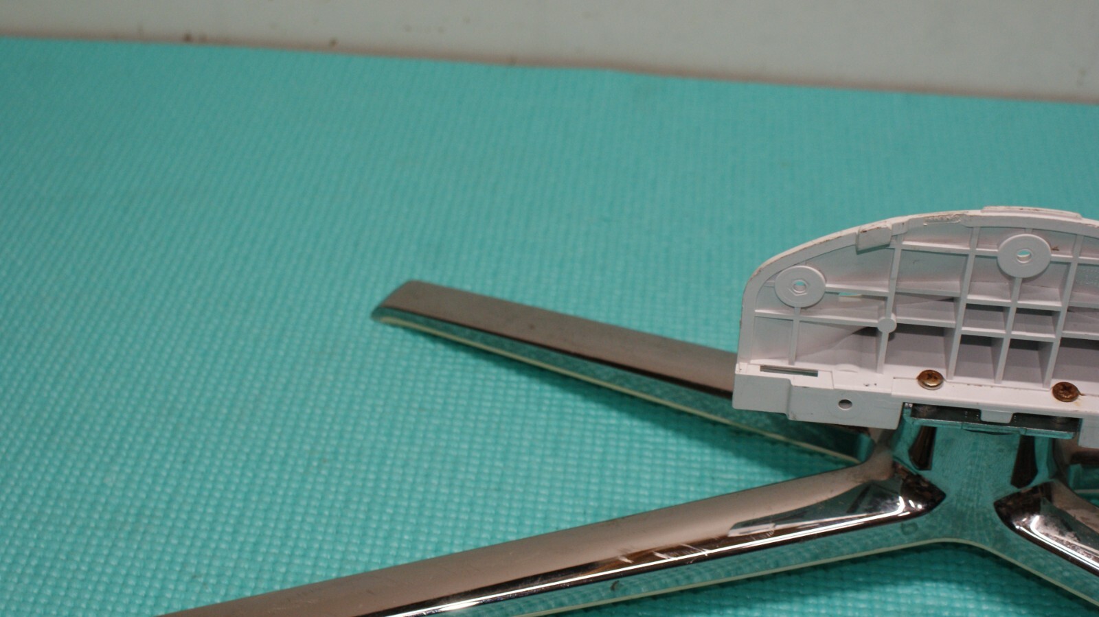 BASE STAND FOR SAMSUNG UE32C6500 UE32C4000 UE32C5100 32" TV + SCREWS BN61-06220X - Image 5