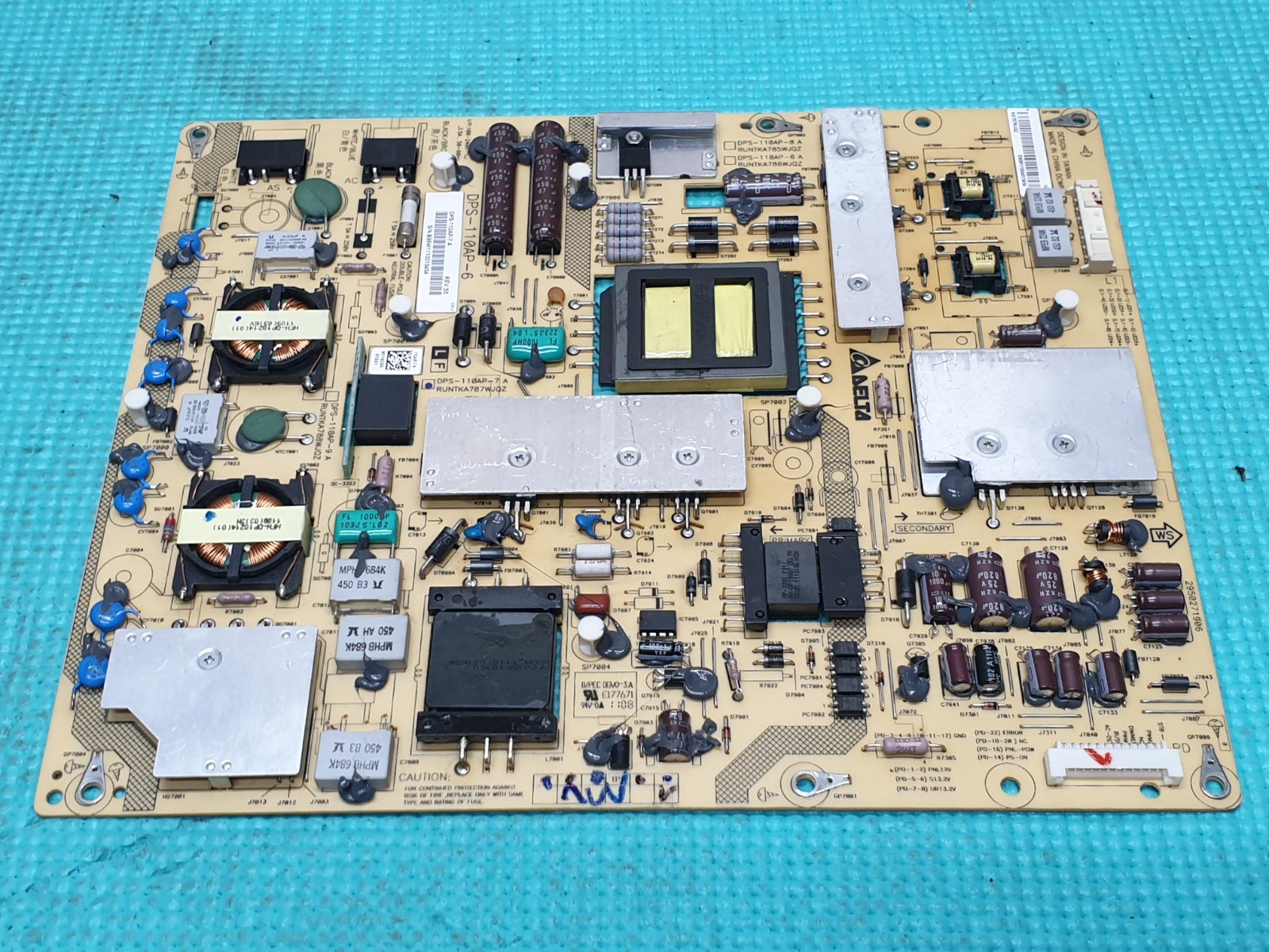 POWER SUPPLY BOARD PSU SHARP LC-40LE831E 40" LED TV DPS-110AP-6 A RUNTKA786WJQZ