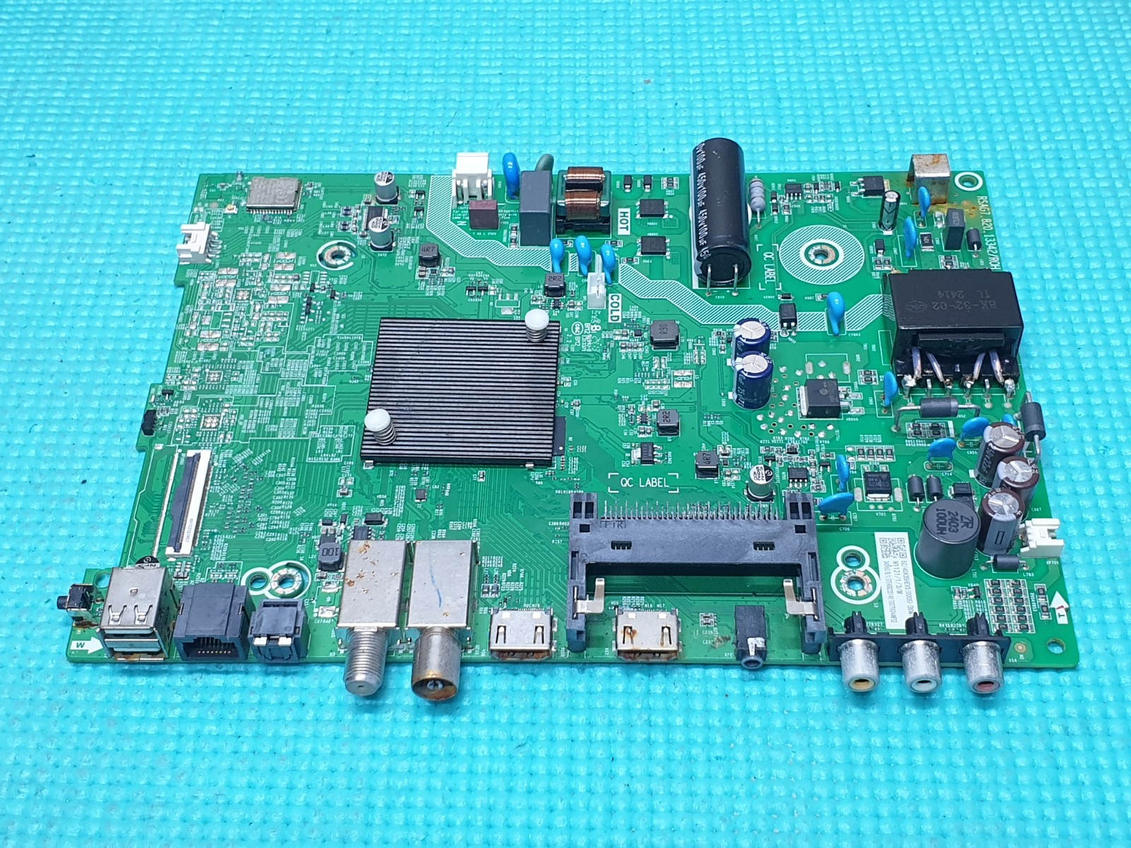 MAIN AV BOARD MB HISENSE 40E4KTUK LED TV RSAG7.820.13342/ROH SCREEN:V400HJB-P03