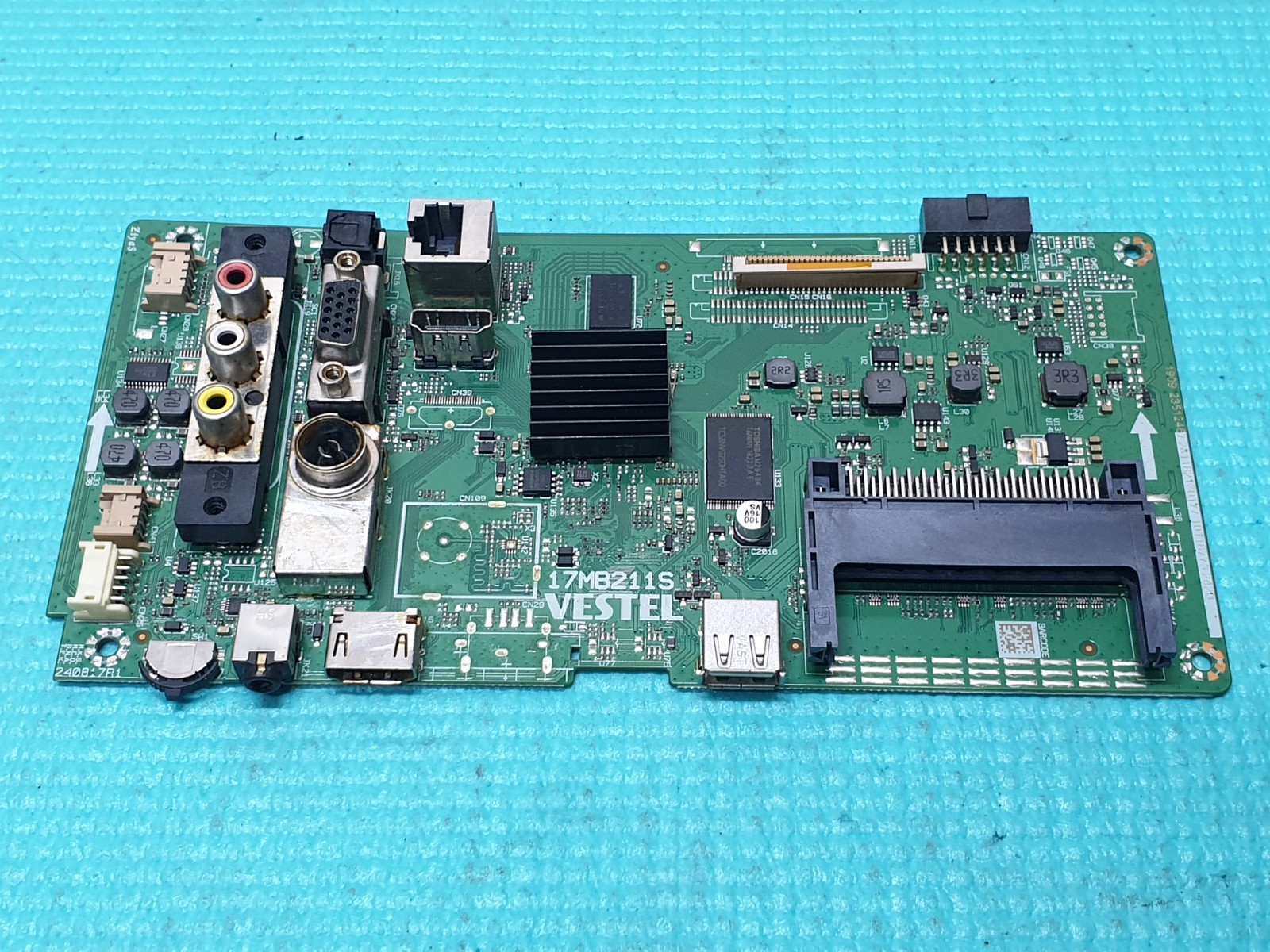 MAIN AV BOARD MB LUXOR LUX0132009/01 LED TV 17MB211S 23512467 SCREEN:T320XVN02.G
