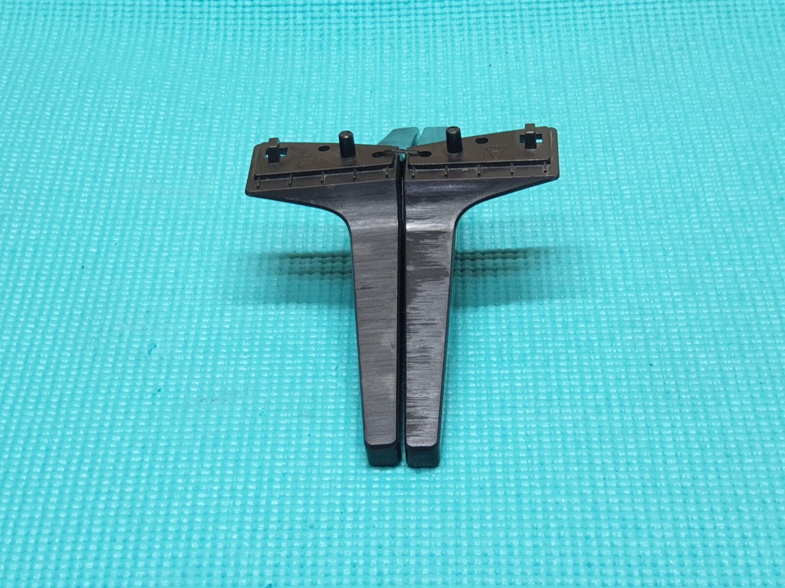 TABLETOP STAND BASE LEGS FOR LG 49LK5900 49UJ630 55UJ630 49UK6300 TV + SCREWS